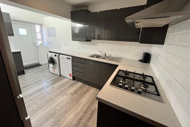 5 bed house, Sandyford Road, Sandyford, Newcastle, NE21RN - Image 1